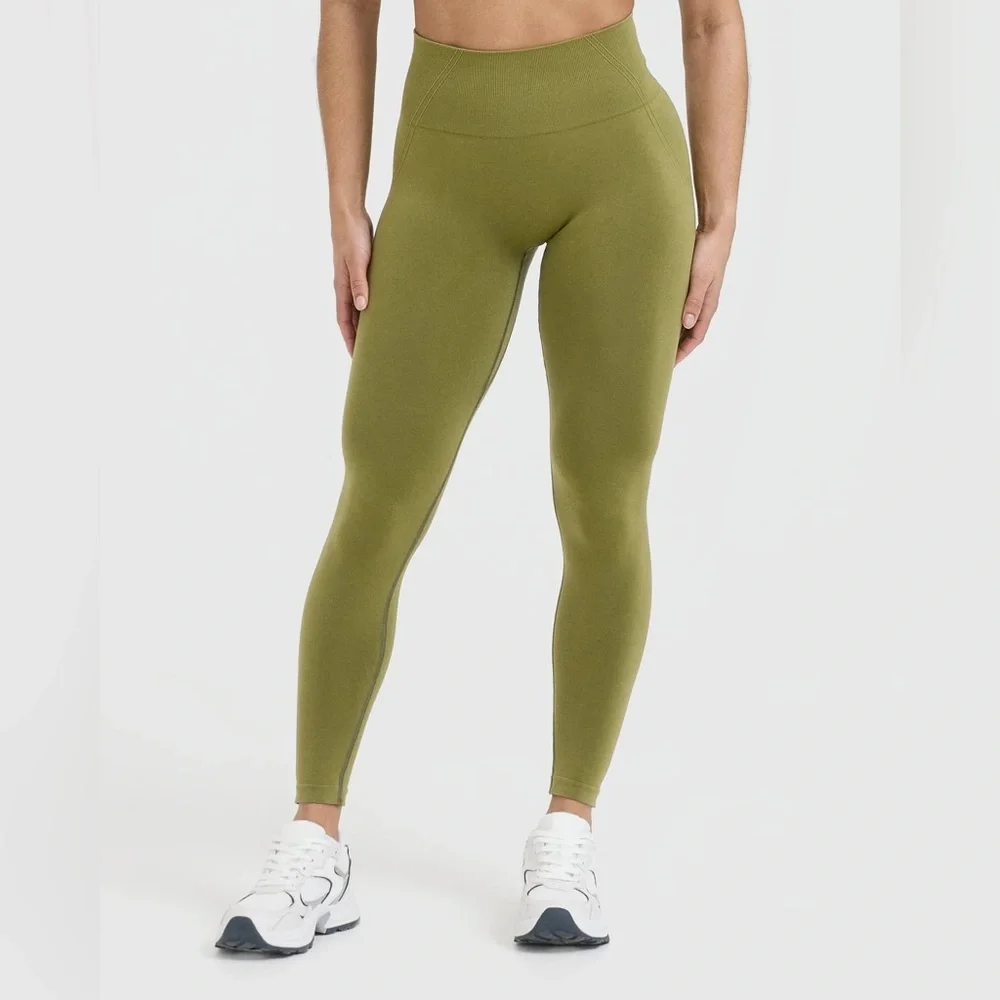 Oner active Effortless Seamless Leggings | Olive Green - M - Short - Picture 5 of 6